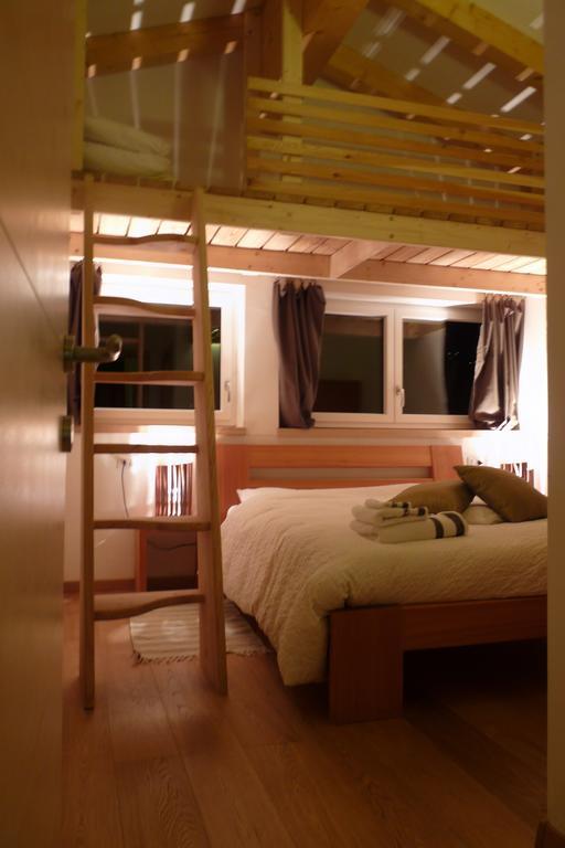 B&B Casa Sul Lago - Appartamenti Calceranica al Lago Rom bilde