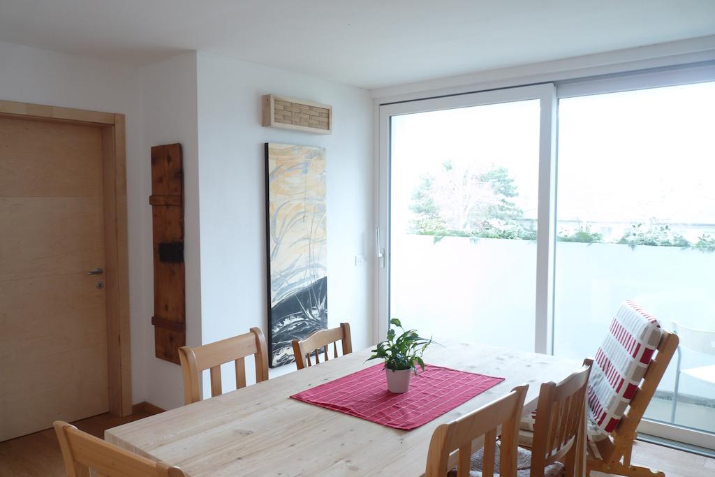 B&B Casa Sul Lago - Appartamenti Calceranica al Lago Rom bilde