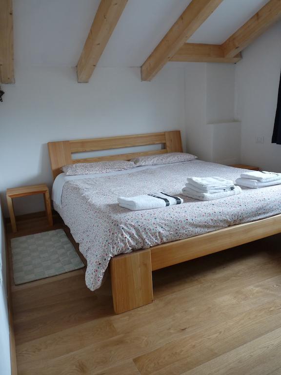 B&B Casa Sul Lago - Appartamenti Calceranica al Lago Rom bilde
